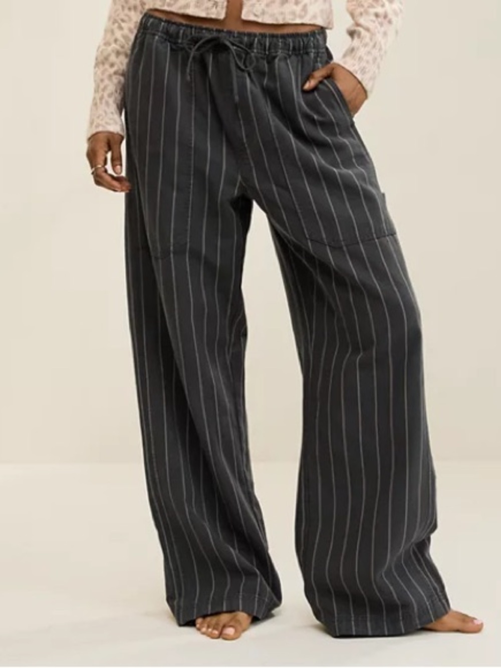 aerie Smoked Gray Pinstripe Cargo Workwear Pants size Medium